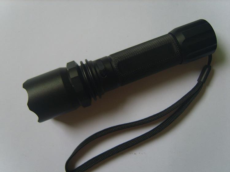 YDXTECH YA-07 CREE Q5大功率LED强光手电筒